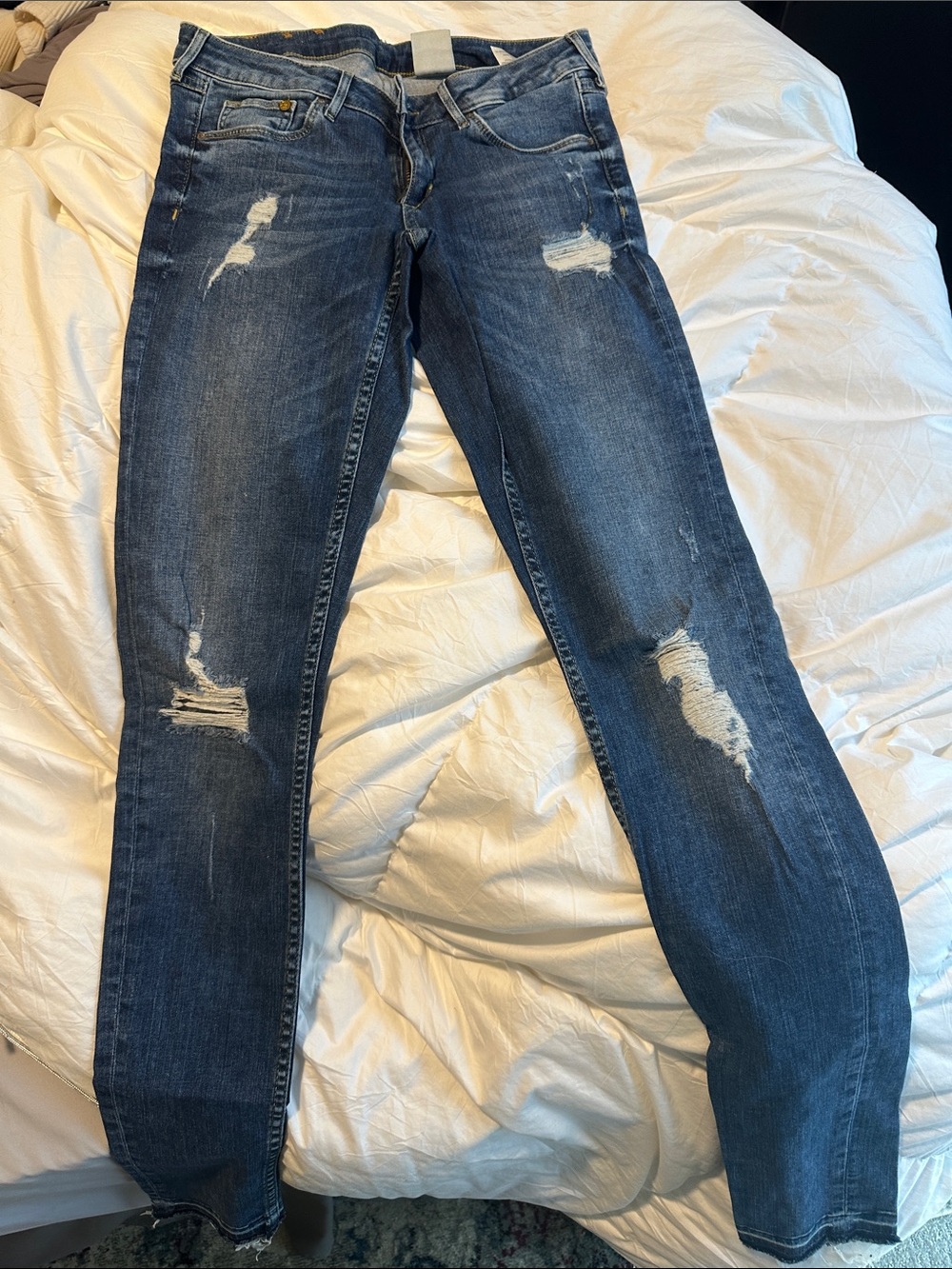 H&M Women’s Distressed Blue Denim Jeans
